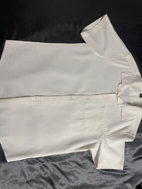 NFINITY Cream Short-Sleeve Waffle Button-Down Shirt